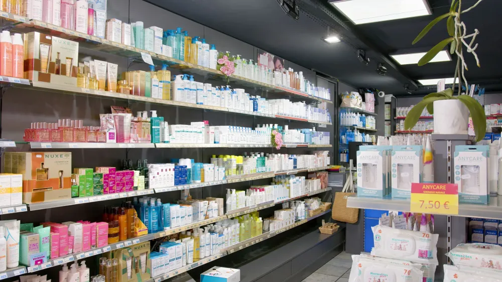 intérieur pharmacie (1)